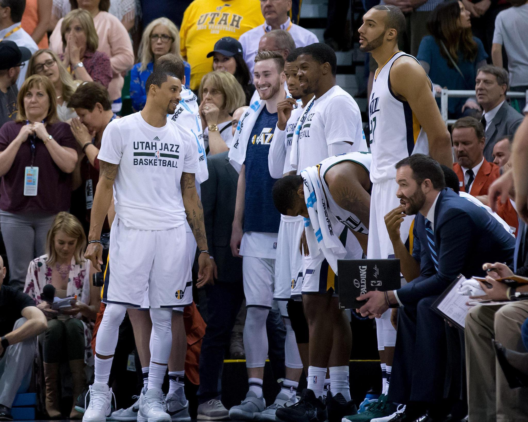 九游娱乐app下载-包含巴西男篮翻盘爵士，乔治·希尔统治全场的词条