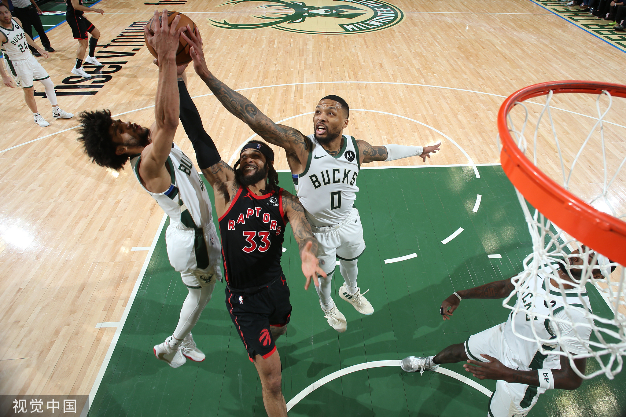 立陶宛男篮力克雄鹿B队，福克斯统治全场的简单介绍