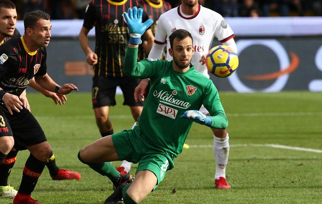 关于沃尔夫斯堡稳居球队头名，必以胜利保位的信息