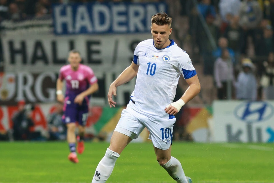 九游娱乐入口-波黑慘敗比利时，欧预赛斗志昂扬再战的简单介绍