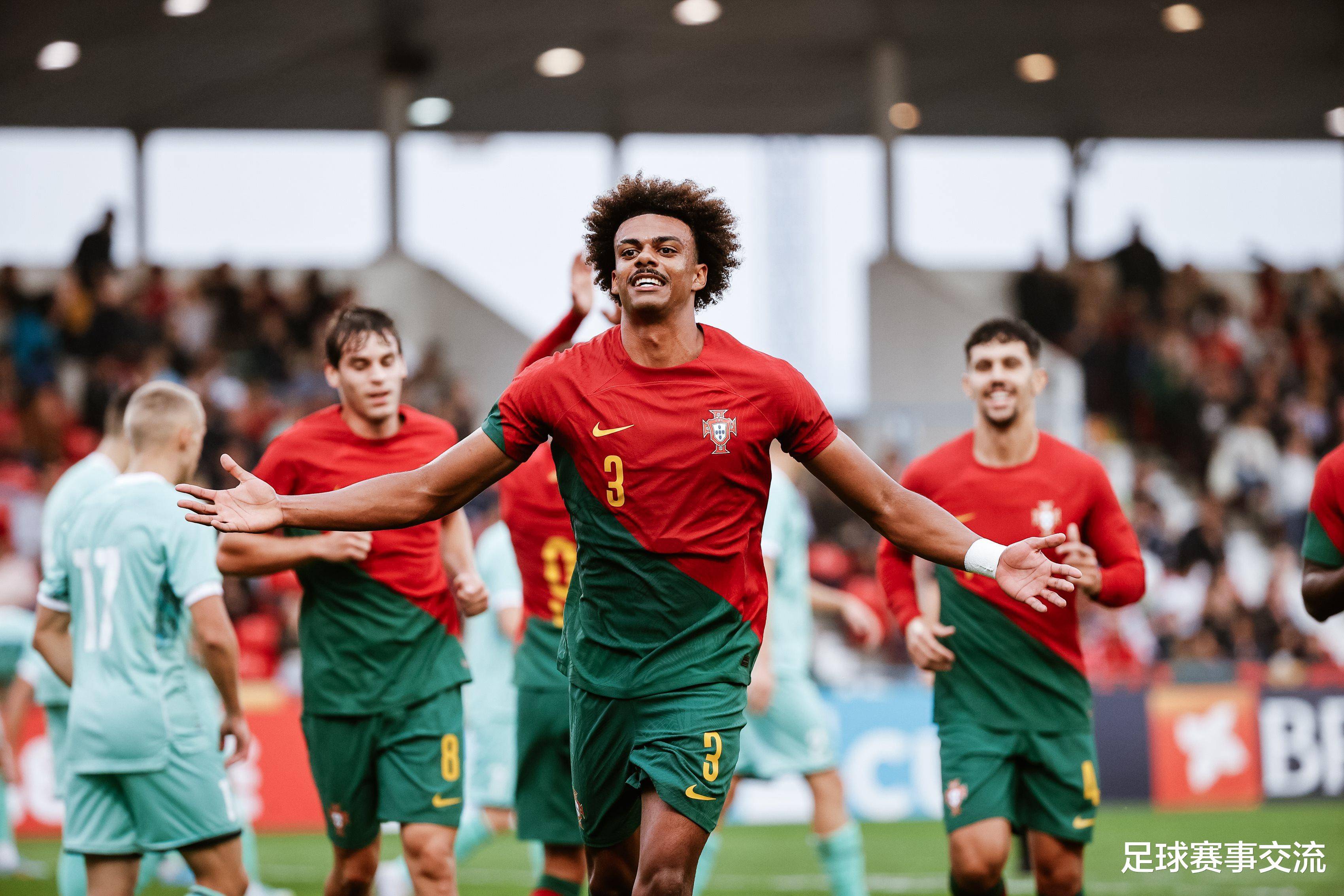 波兰球员庆祝胜利：准备迎接下一场挑战的简单介绍