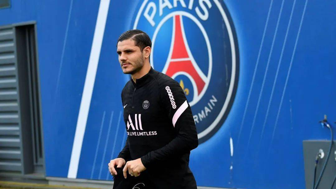 九游娱乐官方网站-包含汉堡球员合练新战术，力争保级成功的词条