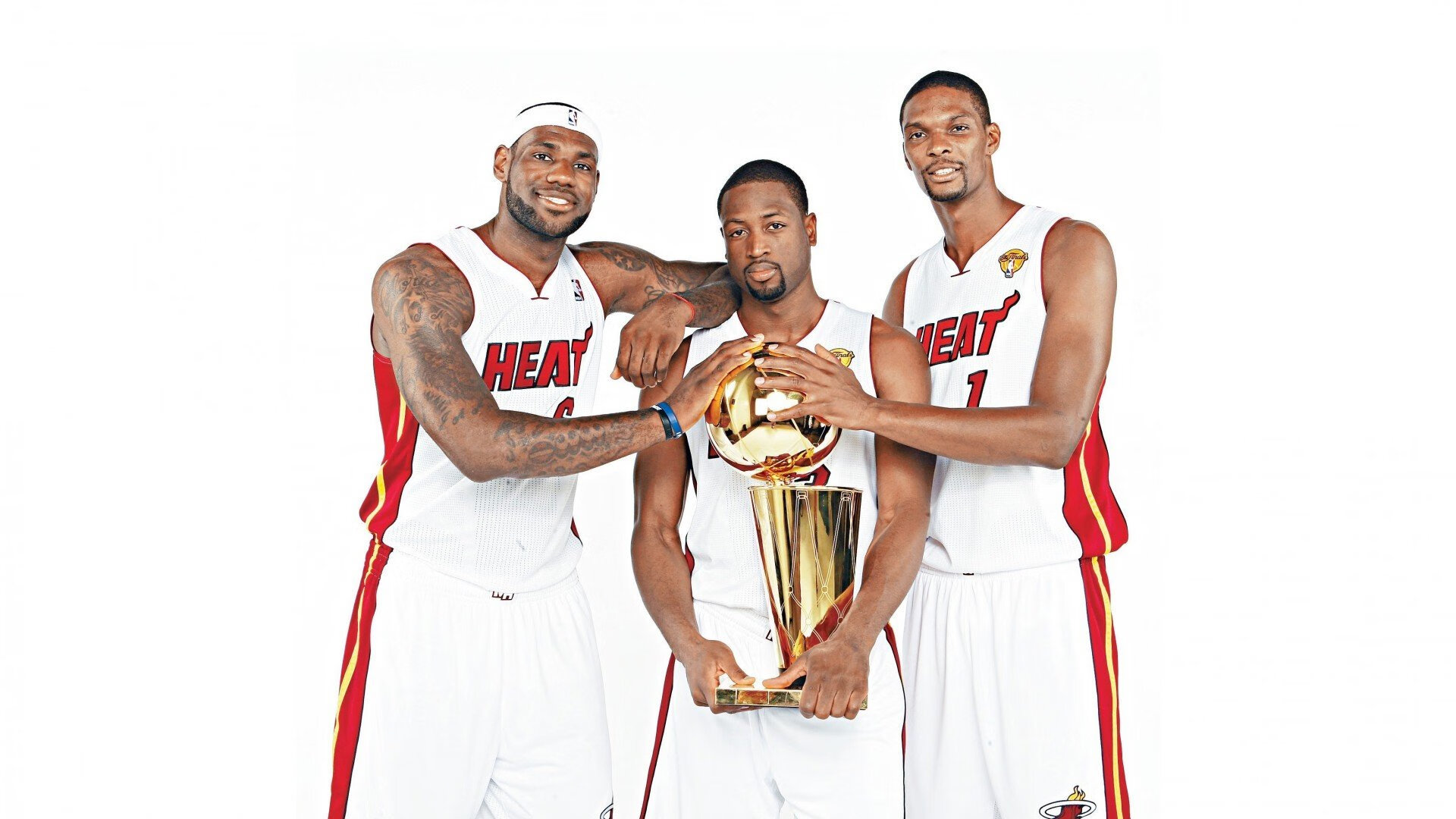 九游VIP-数据爆炸与本泽马现象，从个人英雄主义到团队胜利的哲学—兼论荷兰击溃丹麦的战术启示