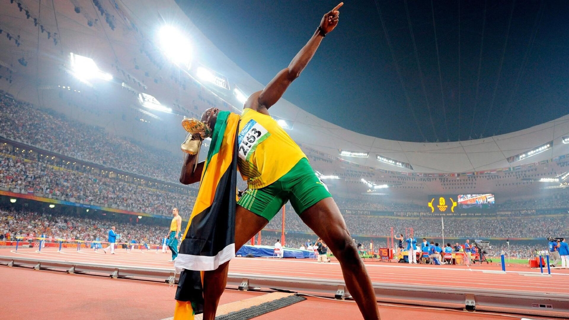 意甲焦点战之夜，迪亚斯成为胜负手