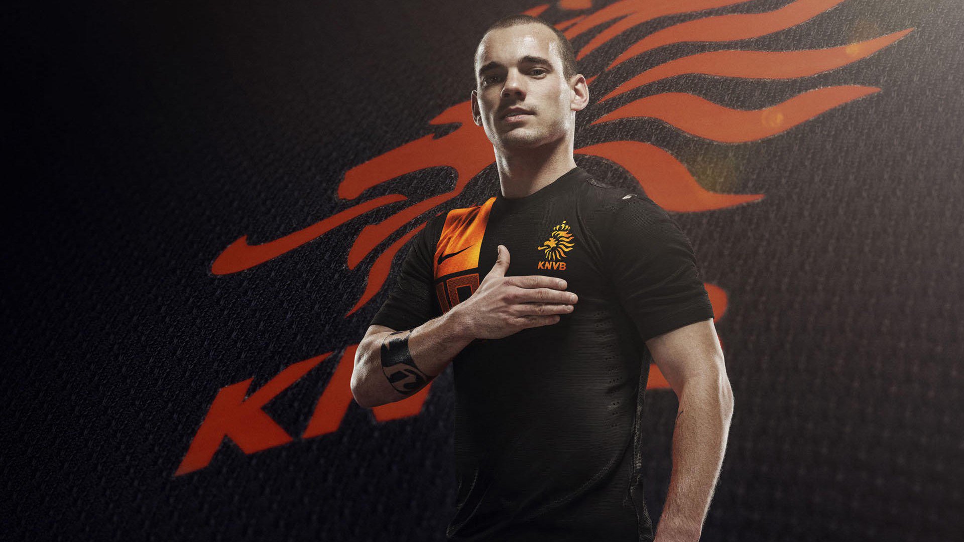 法拉利翻盘迈凯伦，皮亚斯特里统治全场，一场策略与勇气的胜利